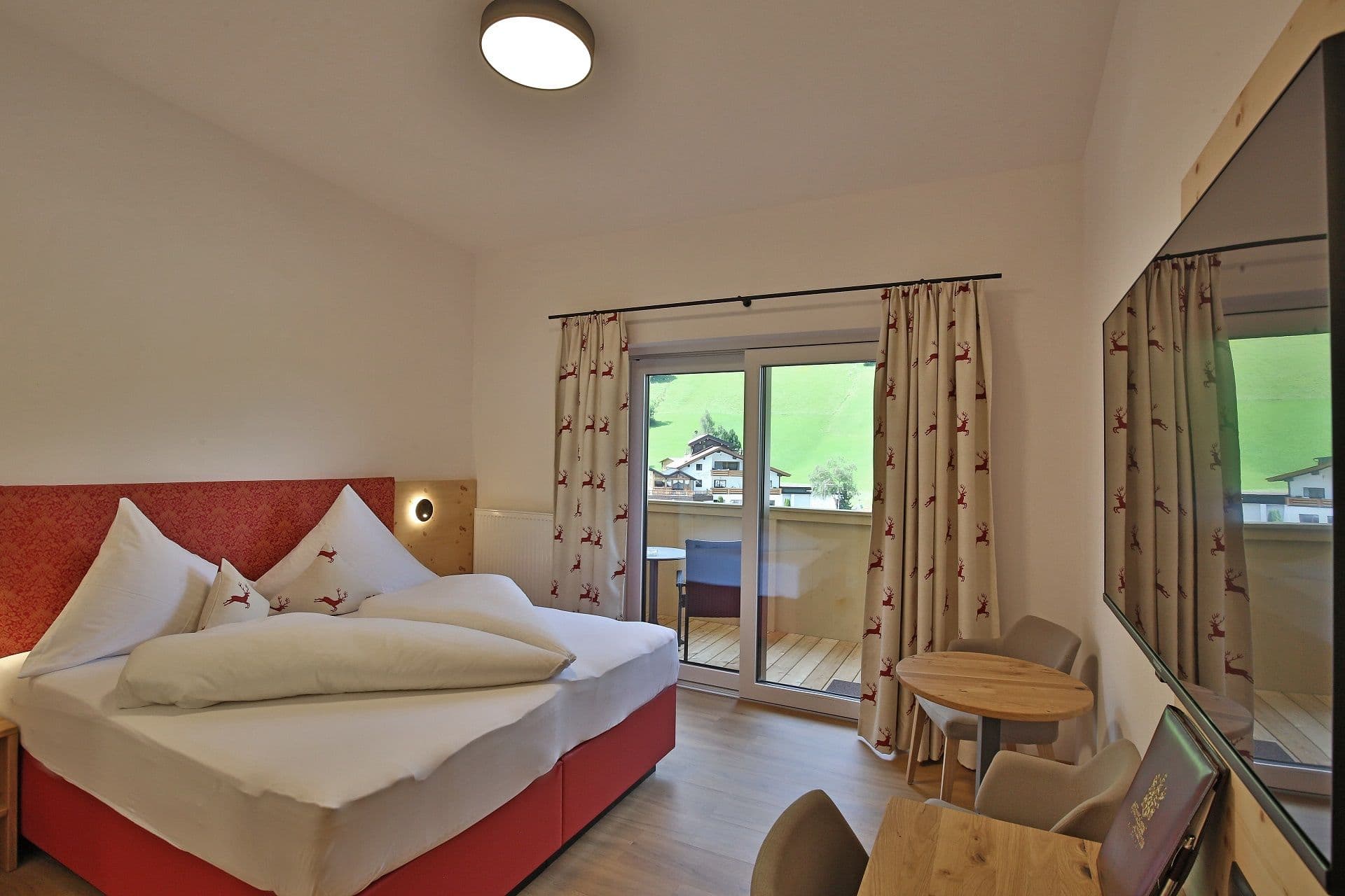 Doppelzimmer Antonie mit Balkon